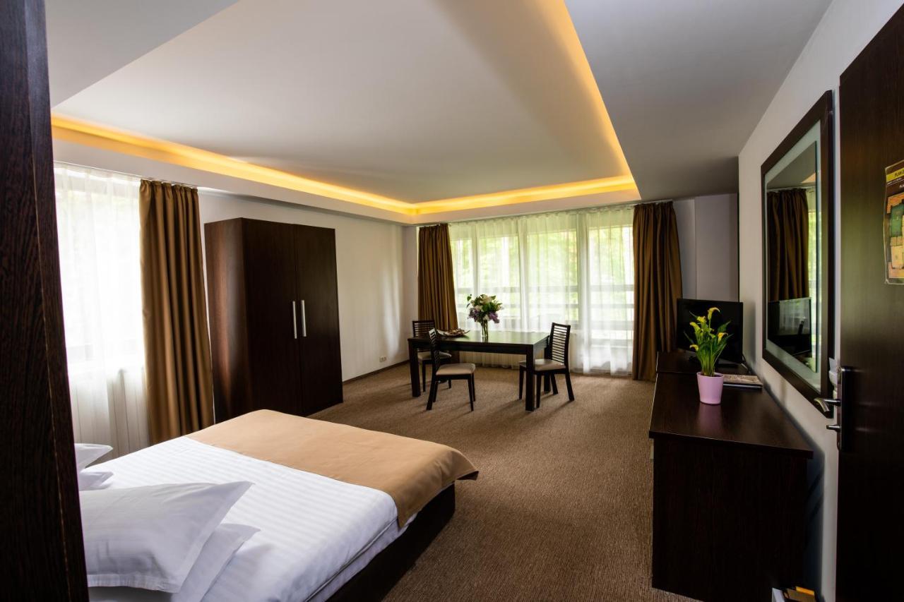 Hotel Smart Sinaia Exteriér fotografie