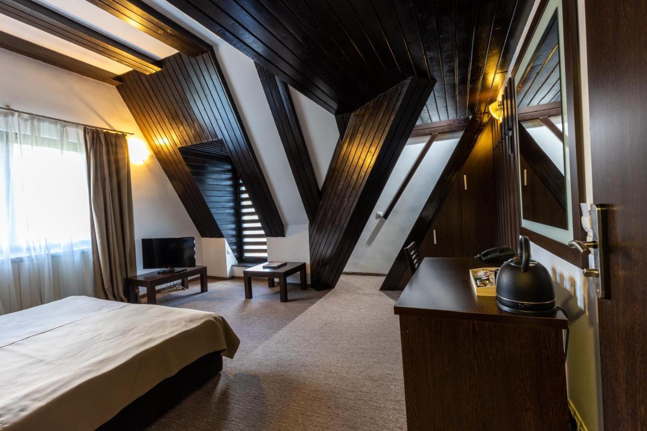 Hotel Smart Sinaia Exteriér fotografie
