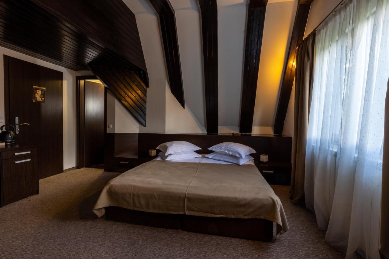 Hotel Smart Sinaia Exteriér fotografie